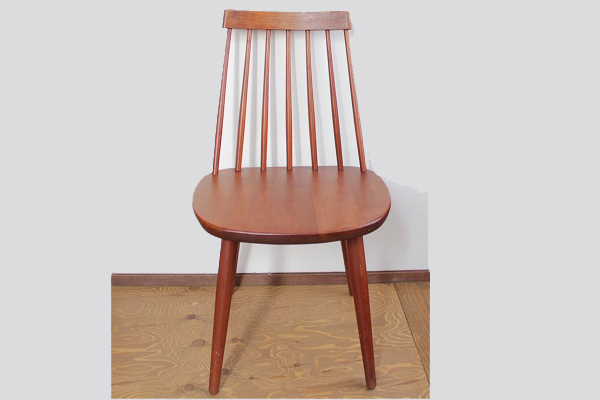 Pinocchio chair　　　 　　　　　　　Yngve Ekstrom イングヴ・エクストローム　