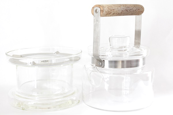 Signe Persson-Melin 　　　 ガラスのティーポットとウォーマーのセット(フタ裏に小さなカケあり） /  Boda Nova