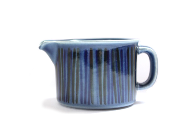 ARABIAコスモス/ブルー　　　　　　　　　　　　クリーマー 230 ml（少B）