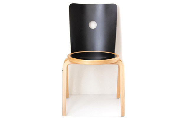 北欧ヴィンテージ　　　　　　　Common one チェア / Bla Station 1990's No.1( ※送料全国一律＋3,300円)　