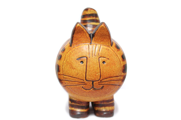 JURA　　　　　　　　　　　　　　　Stora Katten