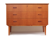 北欧ヴィンテージ家具　              　Chest of drawers / 3段収納家具 ※送料全国一律＋4,400円