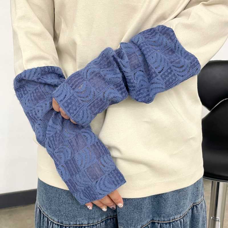 袖切替レースロンT