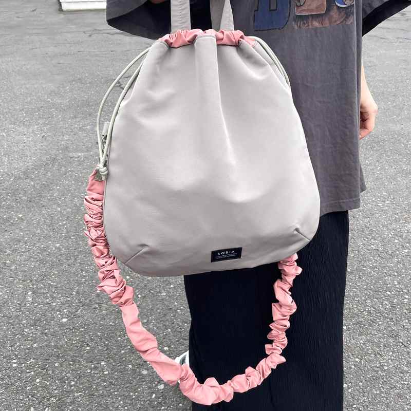 ギャザーストラップショルダーバッグ