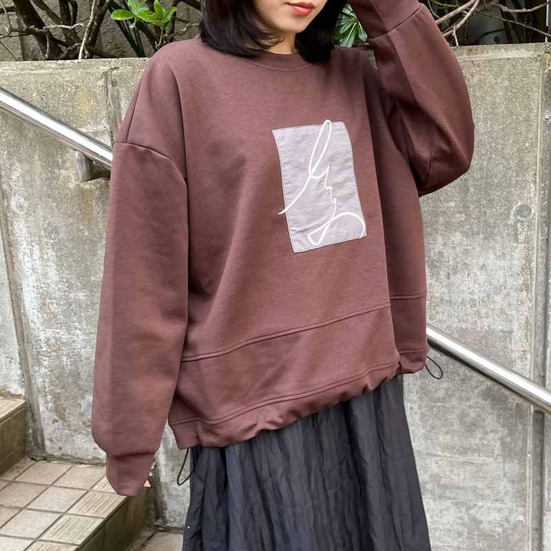 刺繍貼付プルオーバー