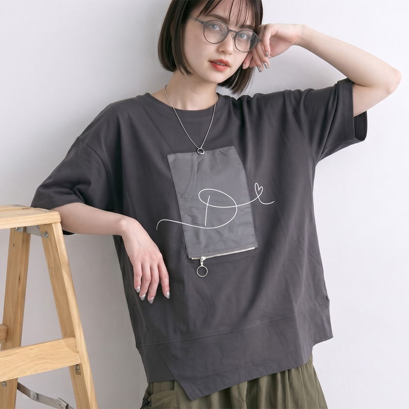 刺繍貼付プルオーバー