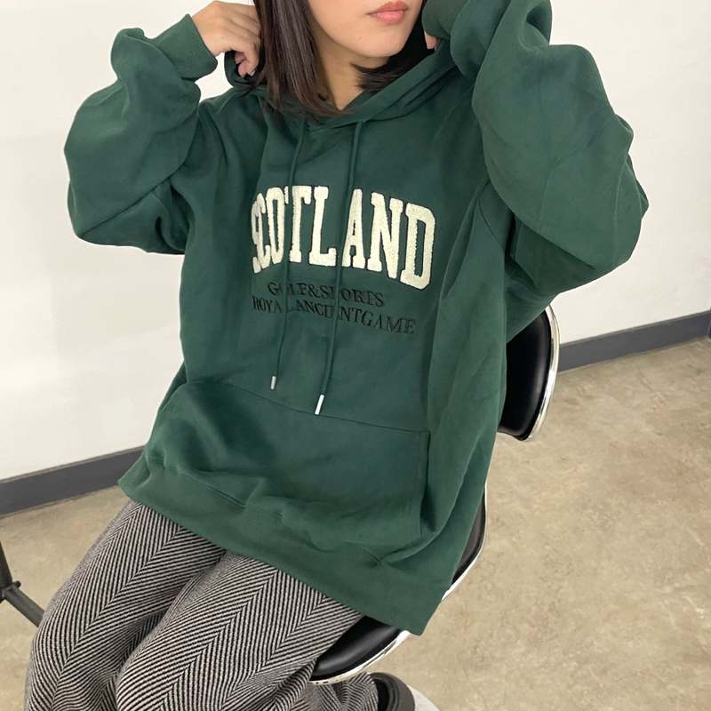 サガラ刺繍ロゴBIGパーカー