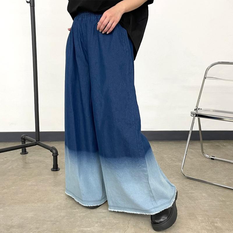 グラデーションデニムパンツ