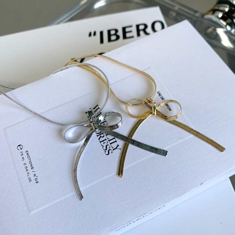 チェーンリボンネックレス