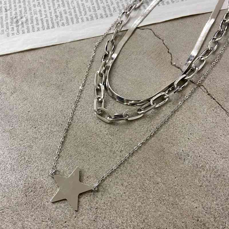 スター3連ネックレス