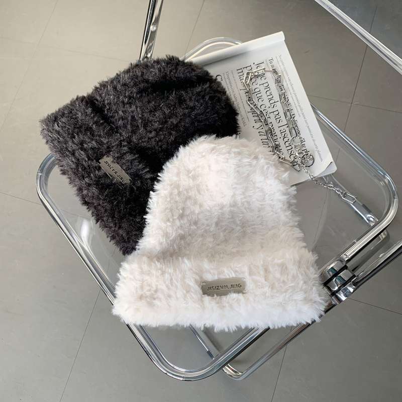 プレートシャギーニット帽