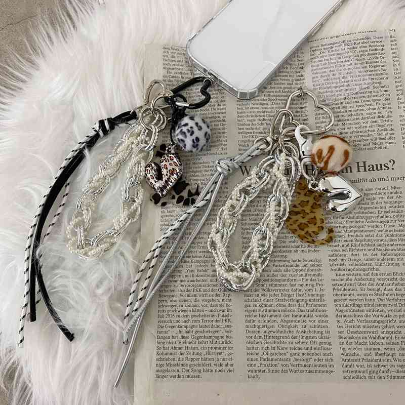 RUNSEOKJIN_EP.TOUR アムステルダム チャーム ストラップ RUNSEOKJIN_EP.TOUR アムステルダム チャーム ストラップ