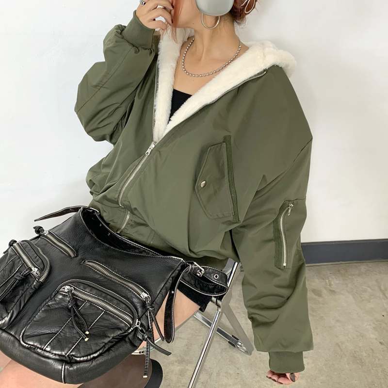 リバーシブルビッグMA1