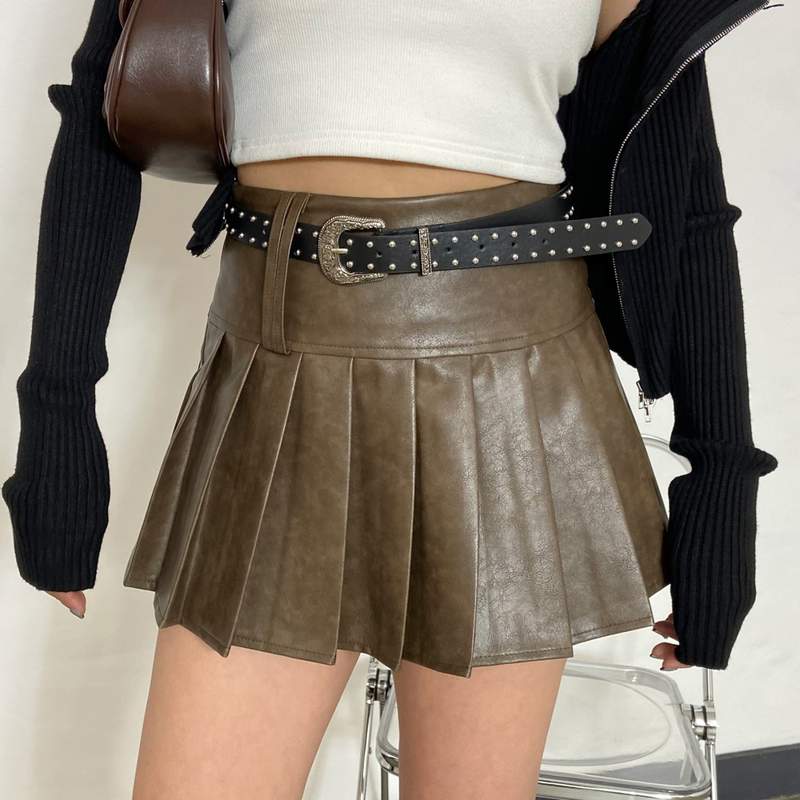 ヴィンテージライク合成皮革タックスカート