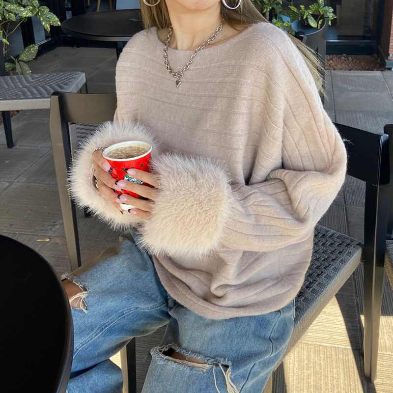 袖ファーニットプルオーバー