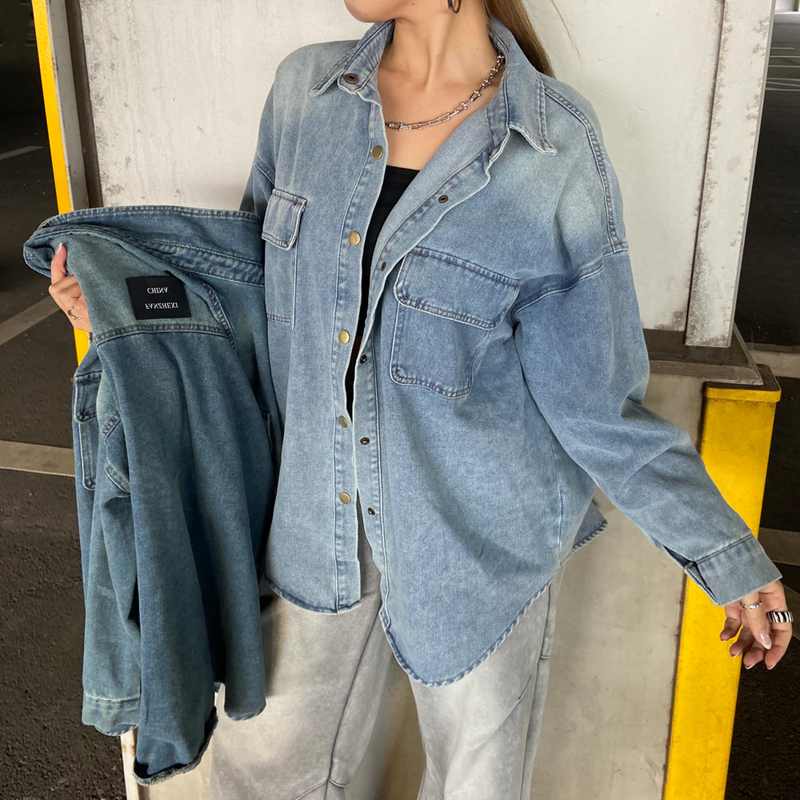 バックタグデニムシャツ