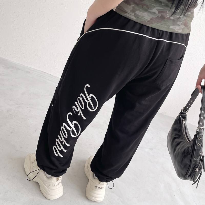 パイピングバックロゴパンツ