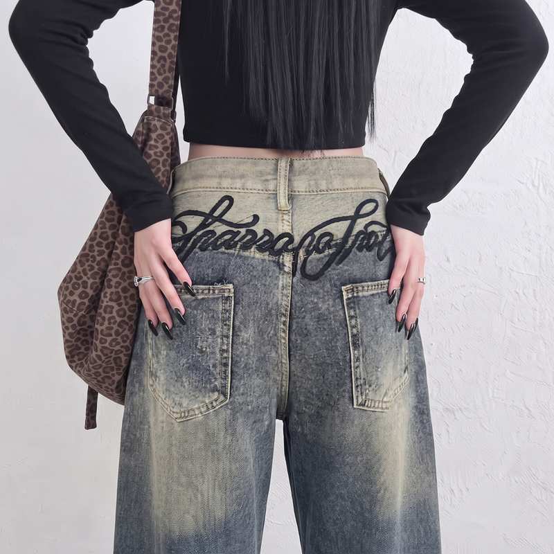 バックロゴ刺繍デニムワイドパンツ