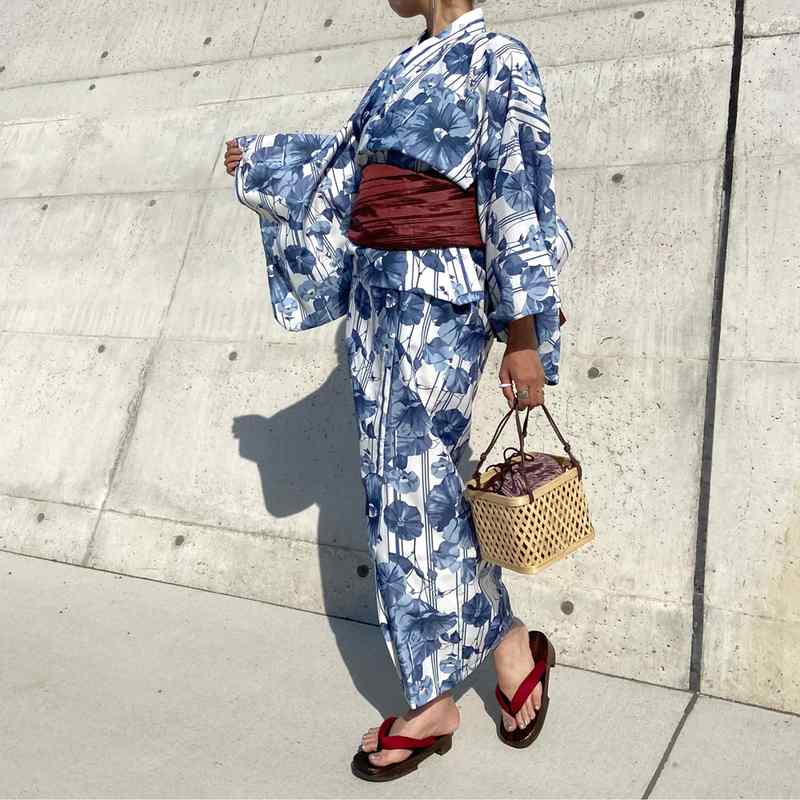 白地黒花柄 セパレート　浴衣　4点セット non-hedge 花柄セパレート浴衣4点セット|TiMTiMオンラインストア
