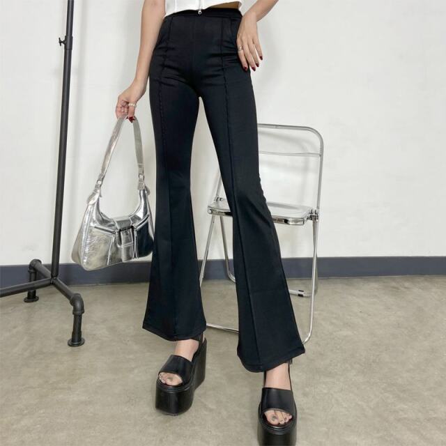 センタープレスフレアパンツ