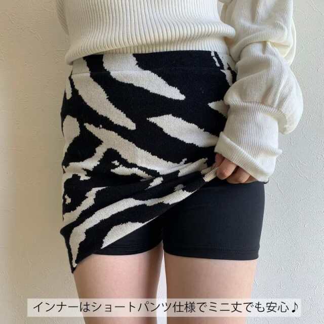 タイトミニスカート
