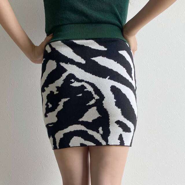 タイトミニスカート