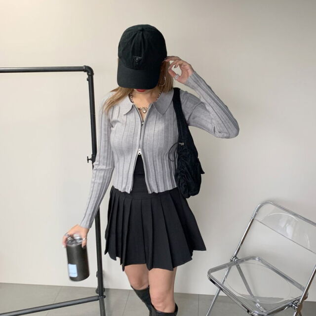 ダブルZIP襟付きニットトップス