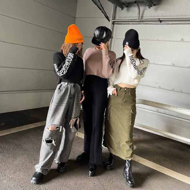 袖ロゴリブニットショートプルオーバー
