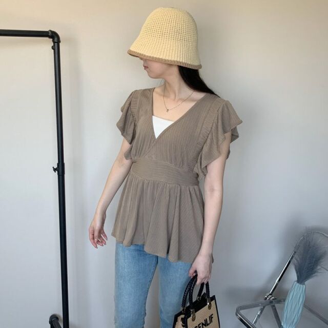 Arobe ダークパープル Vネック半袖　ペプラム　ベロアチュニック　新品未使用 Arobe ダークパープル Vネック半袖ペプラムベロアチュニック新品