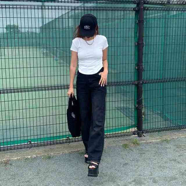 サイドタックTシャツ