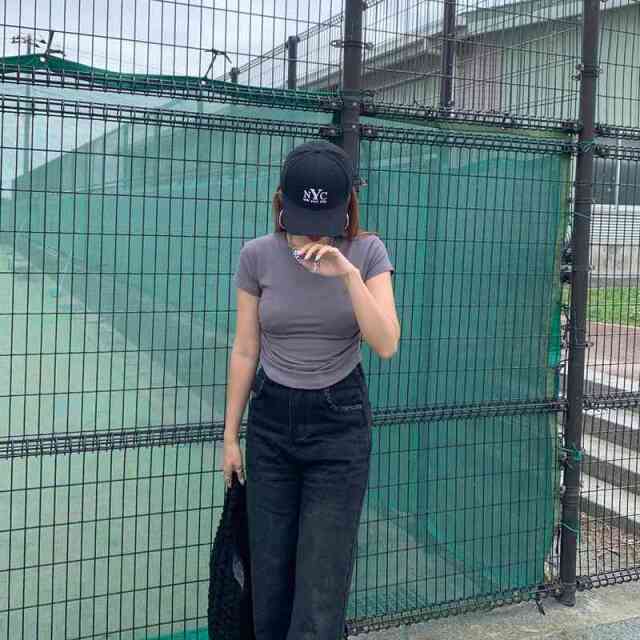 サイドタックTシャツ