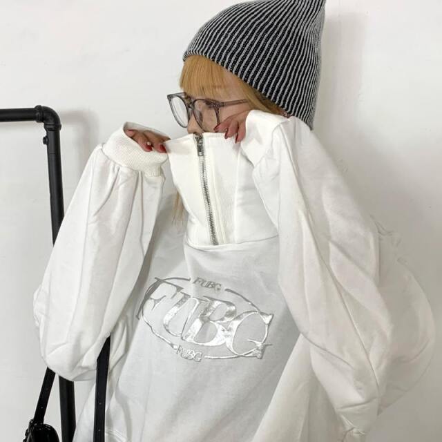 シルバーロゴフードZIPプルオーバー