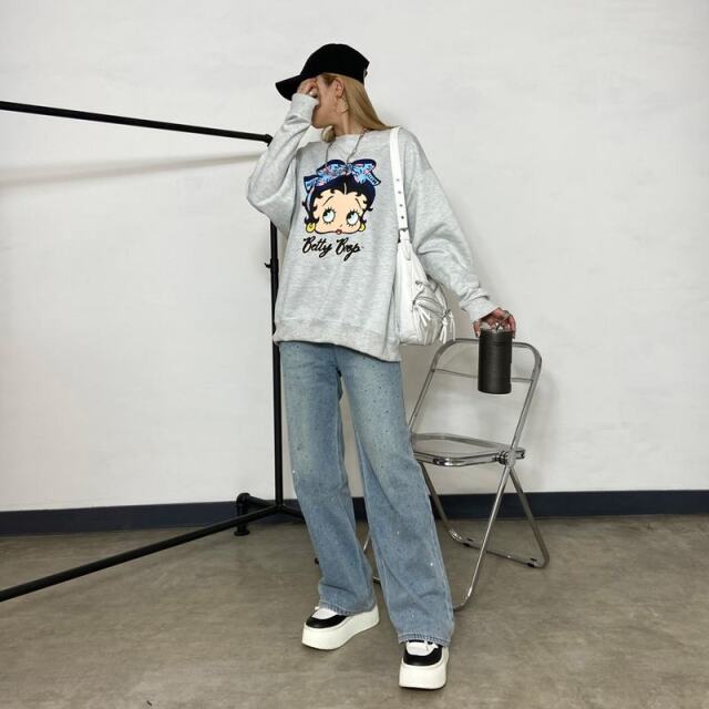 BETTYBOOPバックロゴプルオーバー