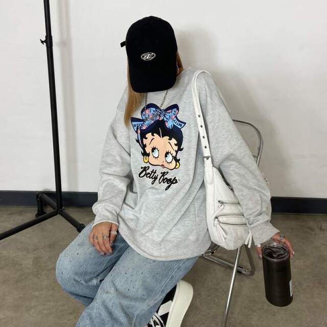 BETTYBOOPバックロゴプルオーバー