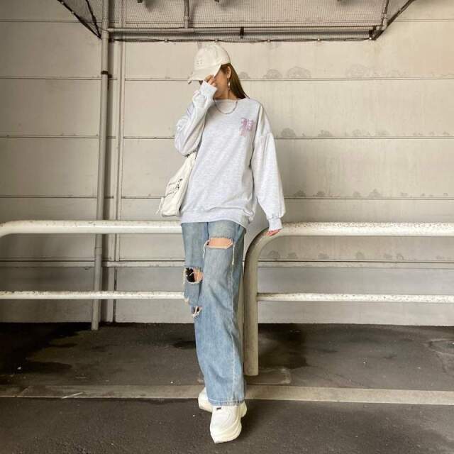 ロゴストーンプルオーバー