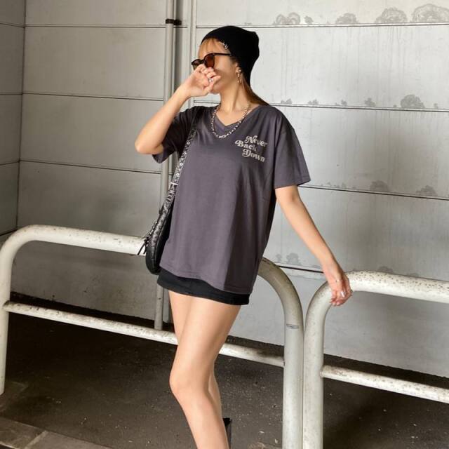 バック透けロゴビッグTシャツ