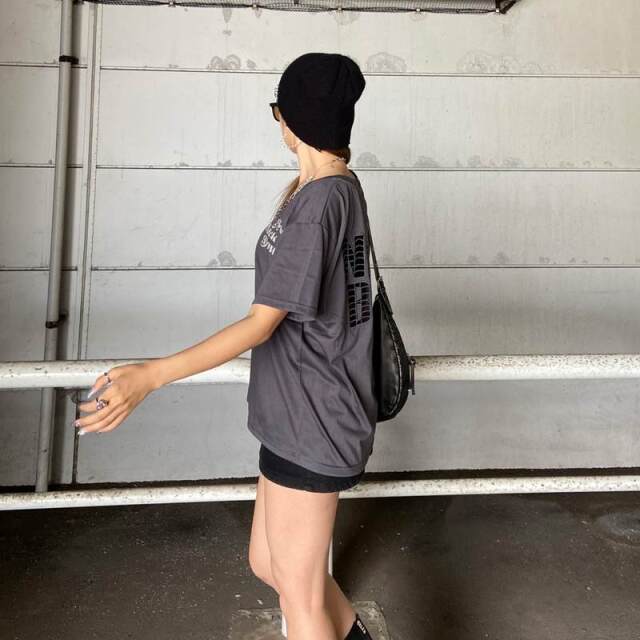 バック透けロゴビッグTシャツ