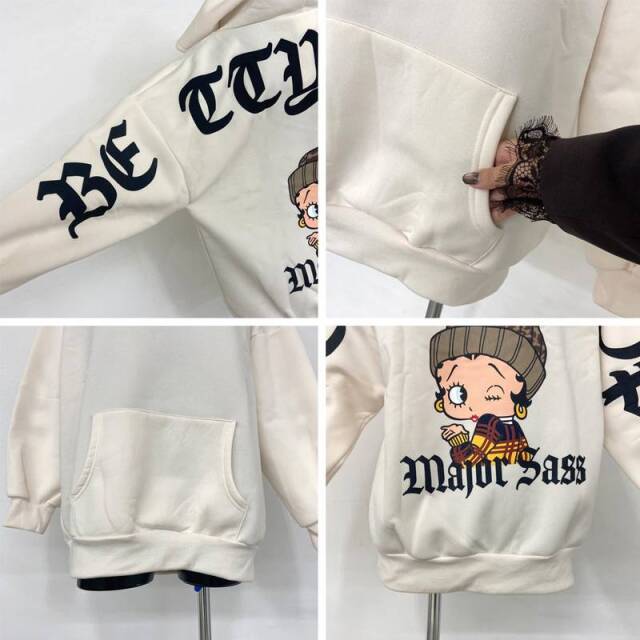 BETTYBOOPバックロゴパーカー