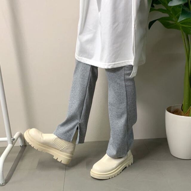 リブスリットレギンス