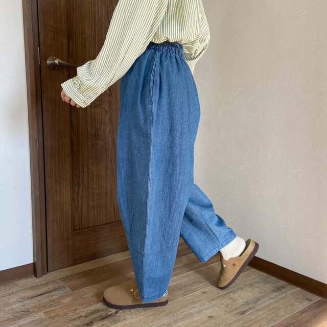 カーブパンツ