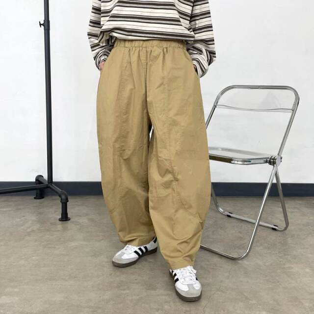 カーブパンツ
