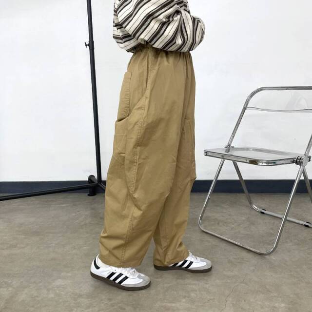 カーブパンツ
