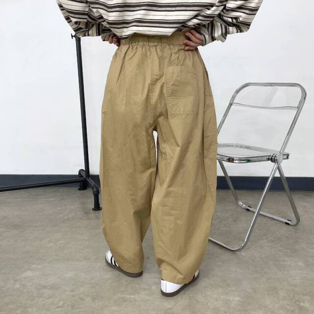 カーブパンツ