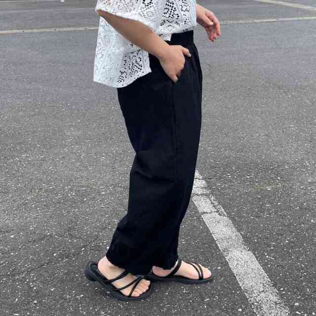裾スモッキングパンツ