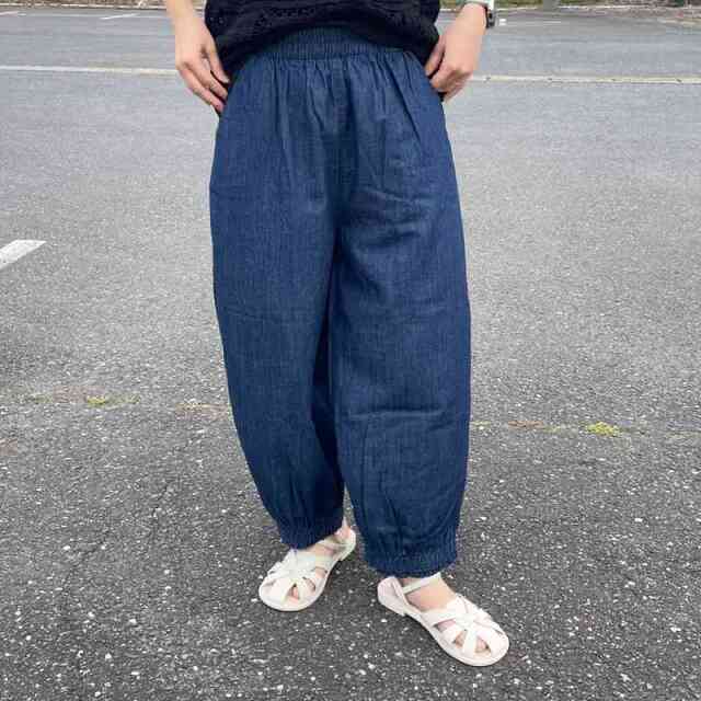 裾スモッキングパンツ