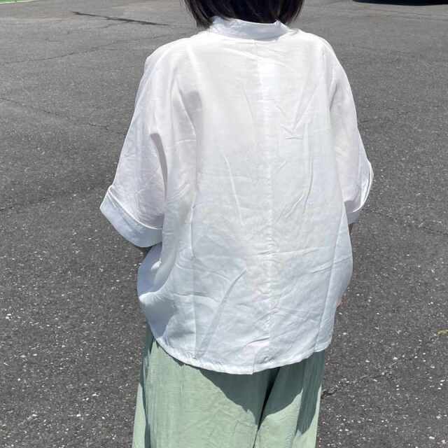 ネジリブラウス