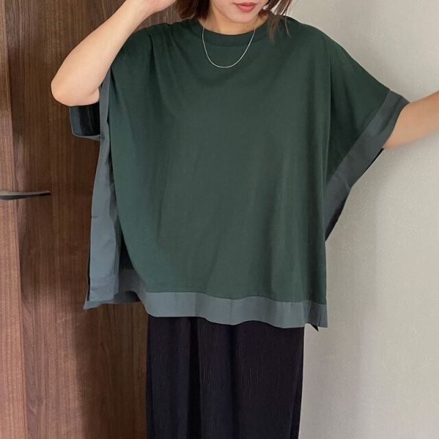 布帛トリミングプルオーバー