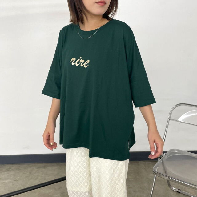 【SALEさん専用】　[SET]箔プリントBIGTシャツ+レイヤードデニム 箔プリントBIGTシャツ – ESICA