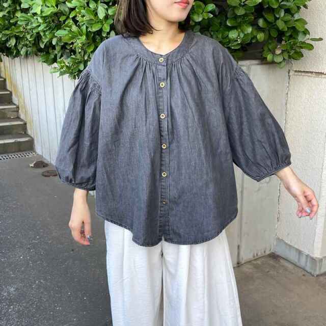 デニム袖ギャザーブラウス