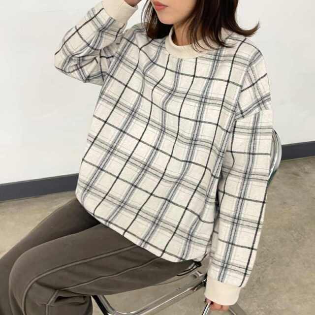 リブ使いチェックプルオーバー